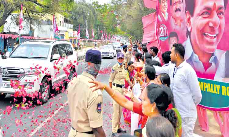 దవాఖానతోపాటు రిజర్వాయర్‌, సబ్‌స్టేషన్‌