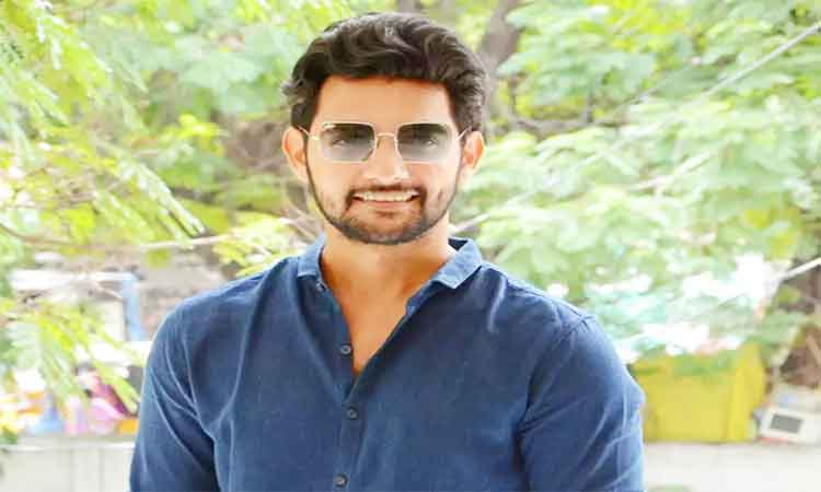 ‘క్రేజీ ఫెలో’గా ఆది..