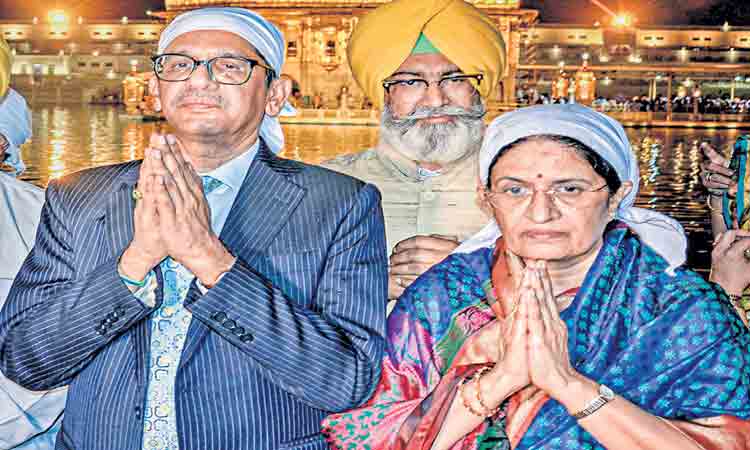 గోల్డెన్‌ టెంపుల్‌ను సందర్శించిన సీజేఐ