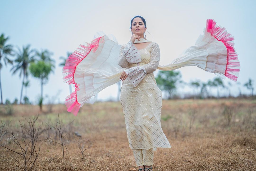 ( Photos  Instagram )