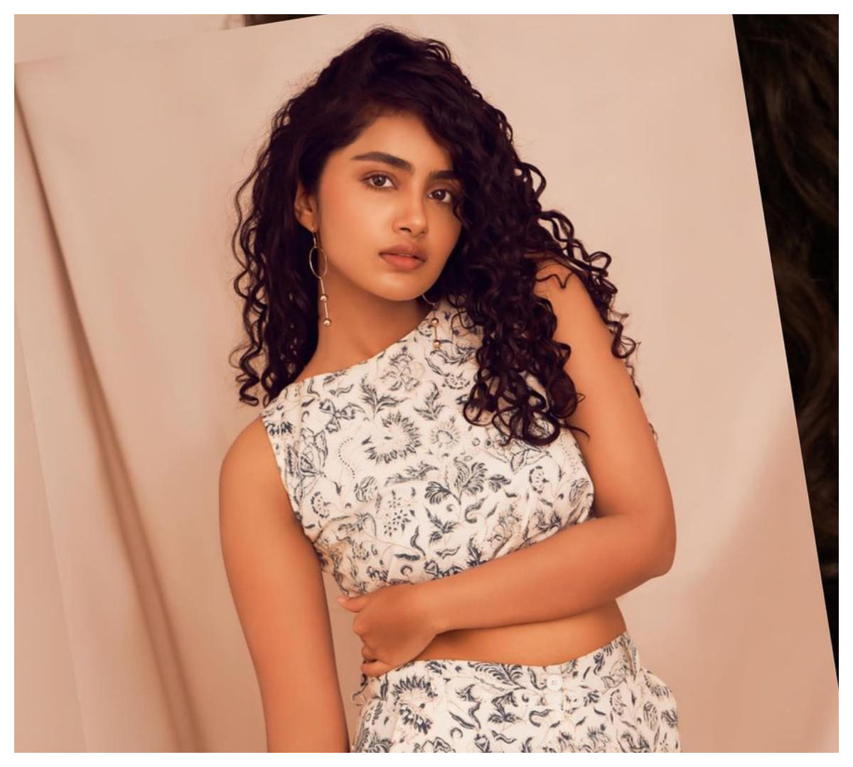 Anupama Parameswaran | మలయాళి ముద్దుగుమ్మ అనుపమ పరమేశ్వరన్..