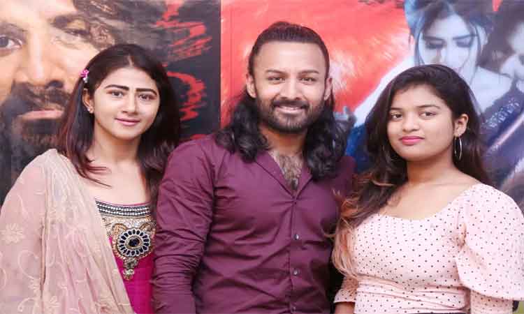 రొమాంటిక్‌ థ్రిల్లర్‌గా..