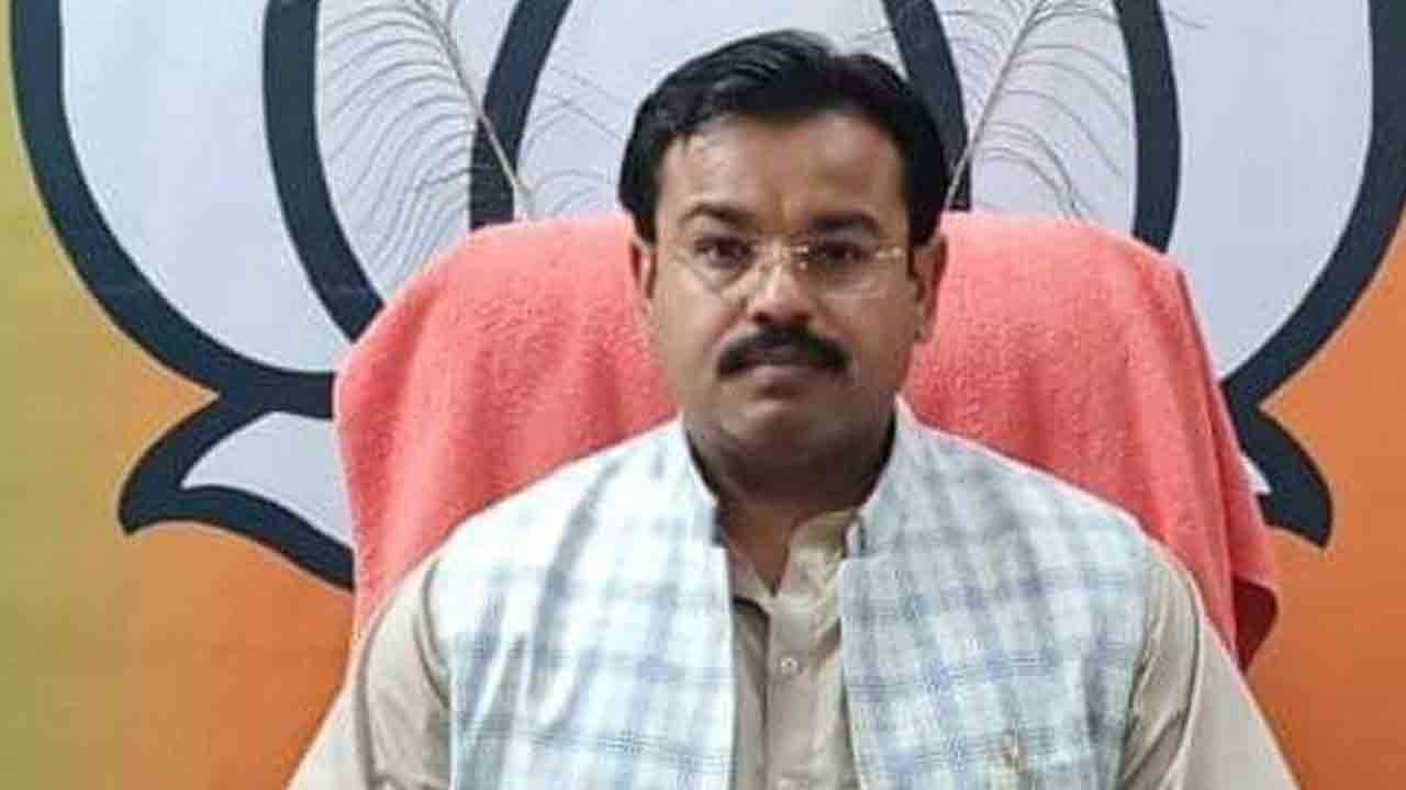 కోర్టులో లొంగిపోయిన కేంద్రమంత్రి తనయుడు ఆశిష్ మిశ్రా