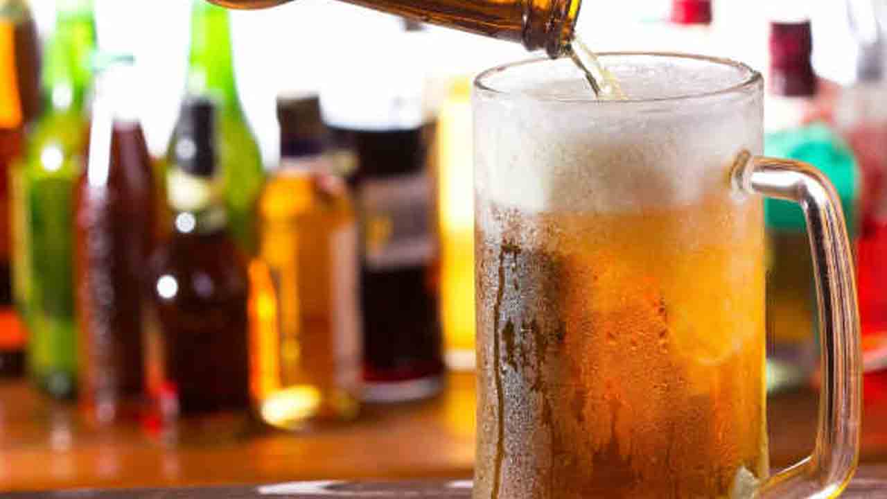 పొంగు‌తున్న బీరు! ఎండల తీవ్ర‌తతో పెరి‌గిన అమ్మ‌కాలు