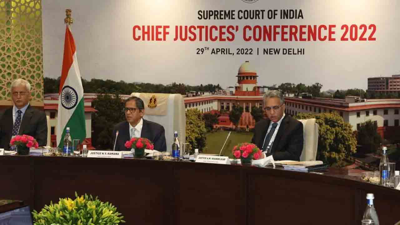 సంస్థ పట్ల మద్దతు, నిబద్దతతో అద్భుత విజయం సాధించొచ్చు: సీజేఐ ఎన్వీ రమణ