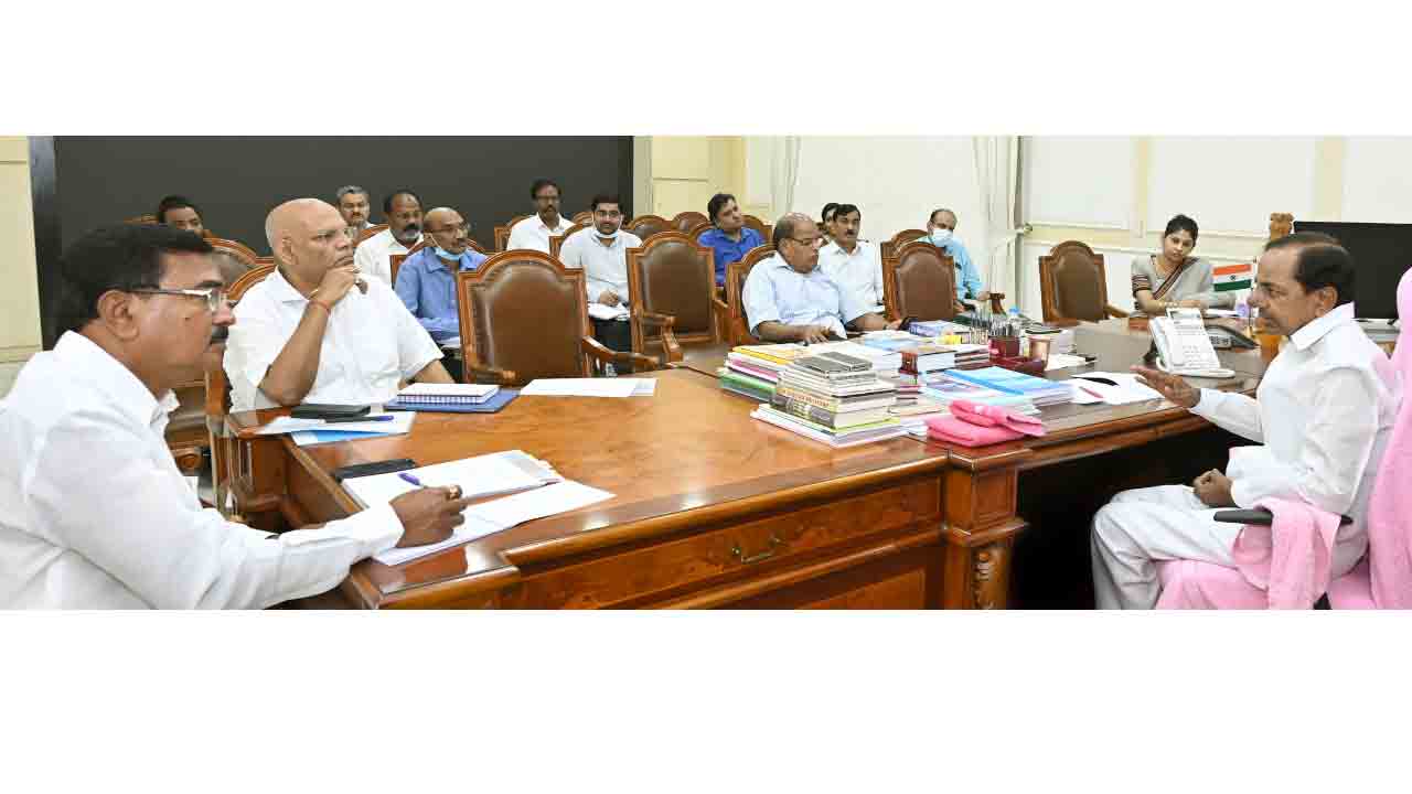 కేంద్ర ప్ర‌భుత్వంపై సీఎం కేసీఆర్ తీవ్ర అసంతృప్తి