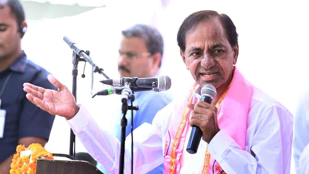 లాజికల్‌గా కేసీఆర్‌ ప్రసంగం.. నవీన్‌ గార్వెల్‌ ట్వీట్‌