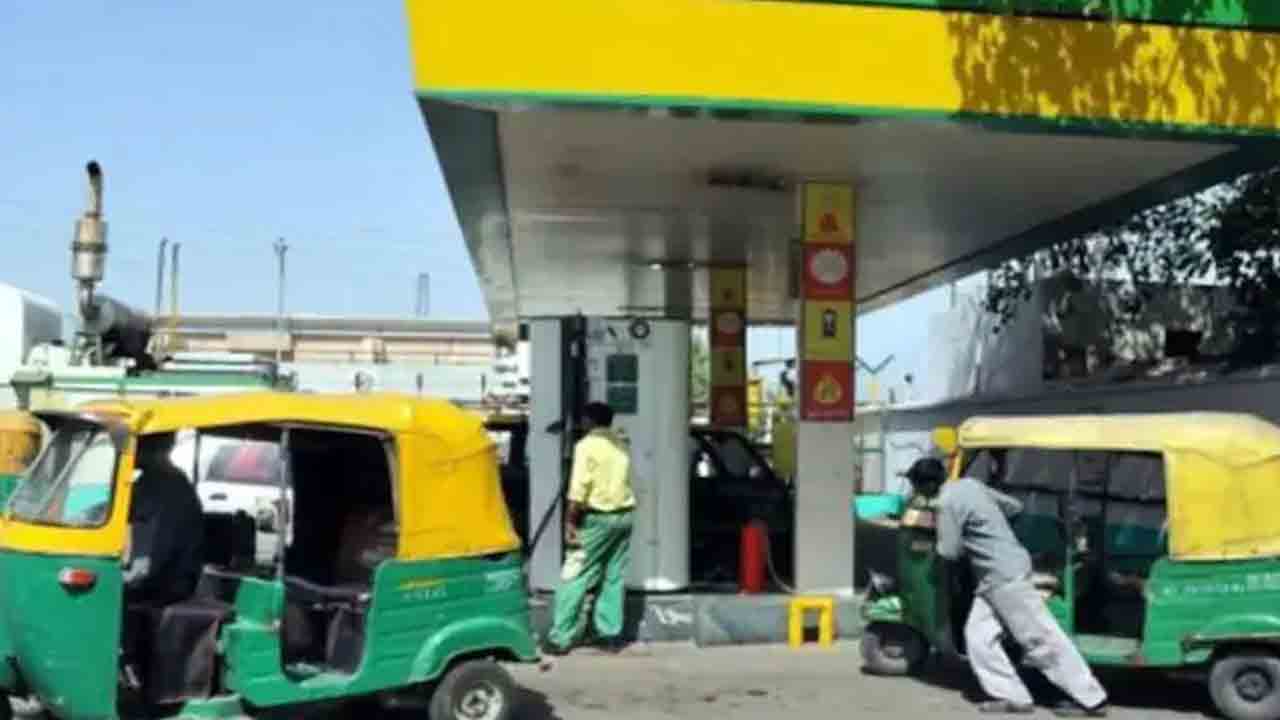 మళ్లీ పెరిగిన సీఎన్జీ ధర