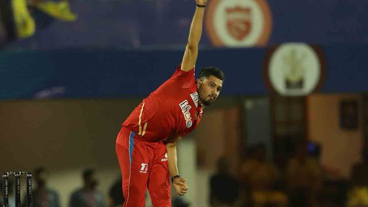 CSK vs PBKS | కీలక ఆటగాళ్లు డకౌట్.. పవర్ ప్లే ముగిసేసరికి స్కోరు ఎంతంటే?