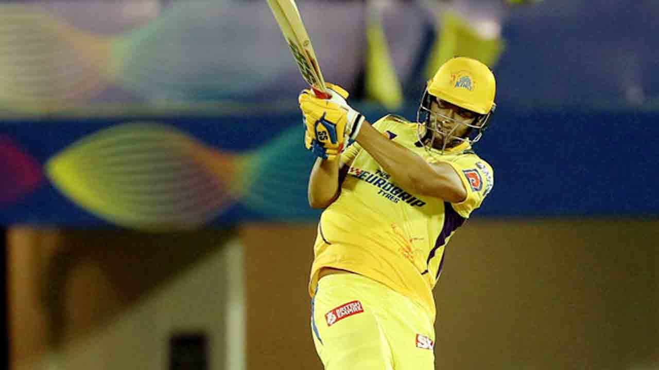 CSK vs RCB | నెమ్మదిగా ఆడుతున్న చెన్నై.. పది ఓవర్లకు స్కోరు ఎంతంటే?