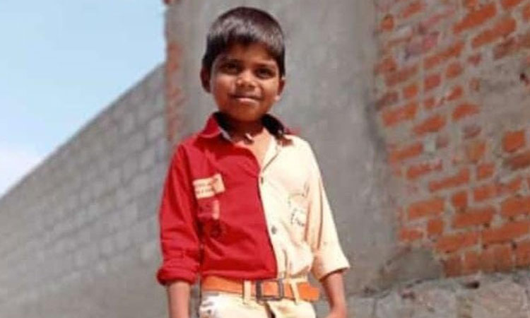 పల్లీ యంత్రం ఫ్యాన్‌ తగిలి తెగిన బాలుడి తల