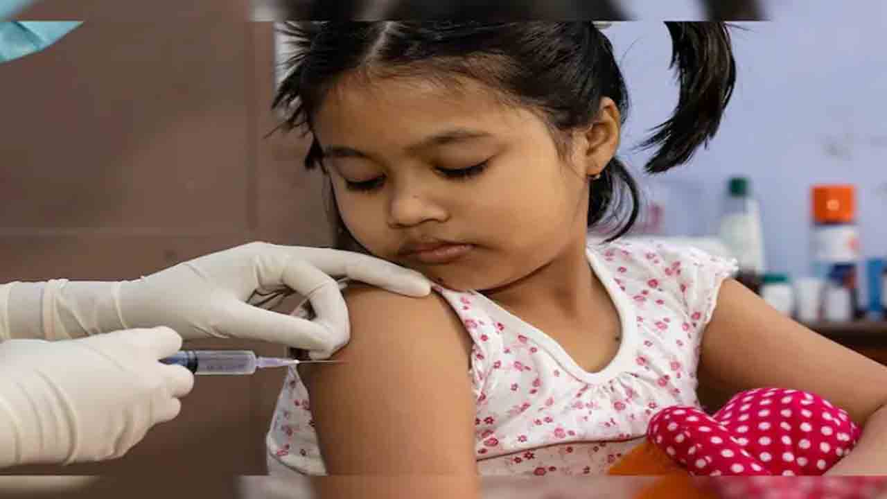 5-12 ఏండ్ల పిల్లలకూ కరోనా టీకా… కోవాగ్జిన్‌, కొర్బెవాక్స్‌కు ప్రభుత్వ కమిటీ సిఫార్సు