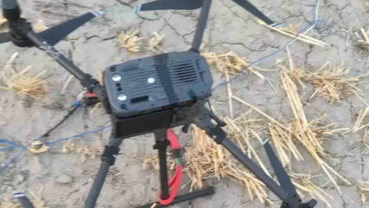 చైనా డ్రోన్‌ను పాక్‌ సరిహద్దులో కూల్చివేసిన బీఎస్‌ఎఫ్‌