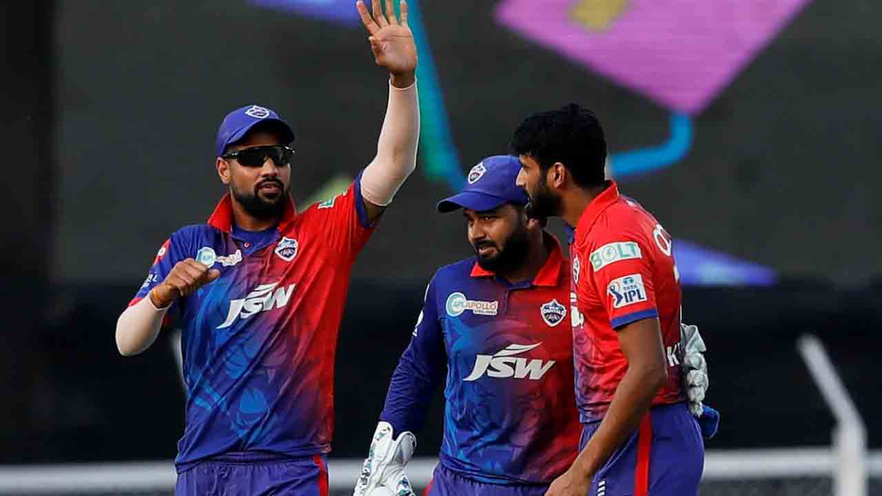 KKR vs DC | మరో వికెట్ కోల్పోయిన కోల్‌కతా.. 15 ఓవర్లకు స్కోరు ఎంతంటే?