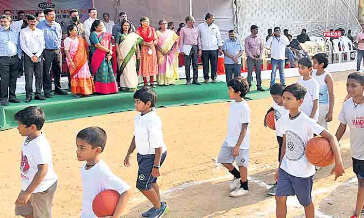 854 క్రీడా మైదానాల్లో.. వేసవి శిక్షణ తరగతులు