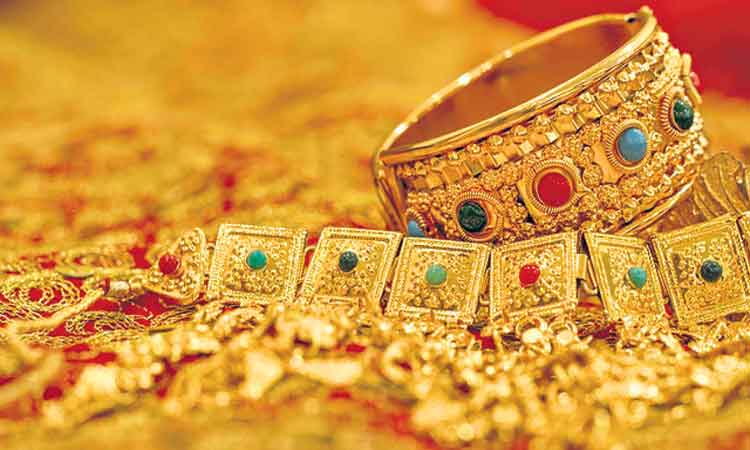 54 వేల పైకి పసిడి 