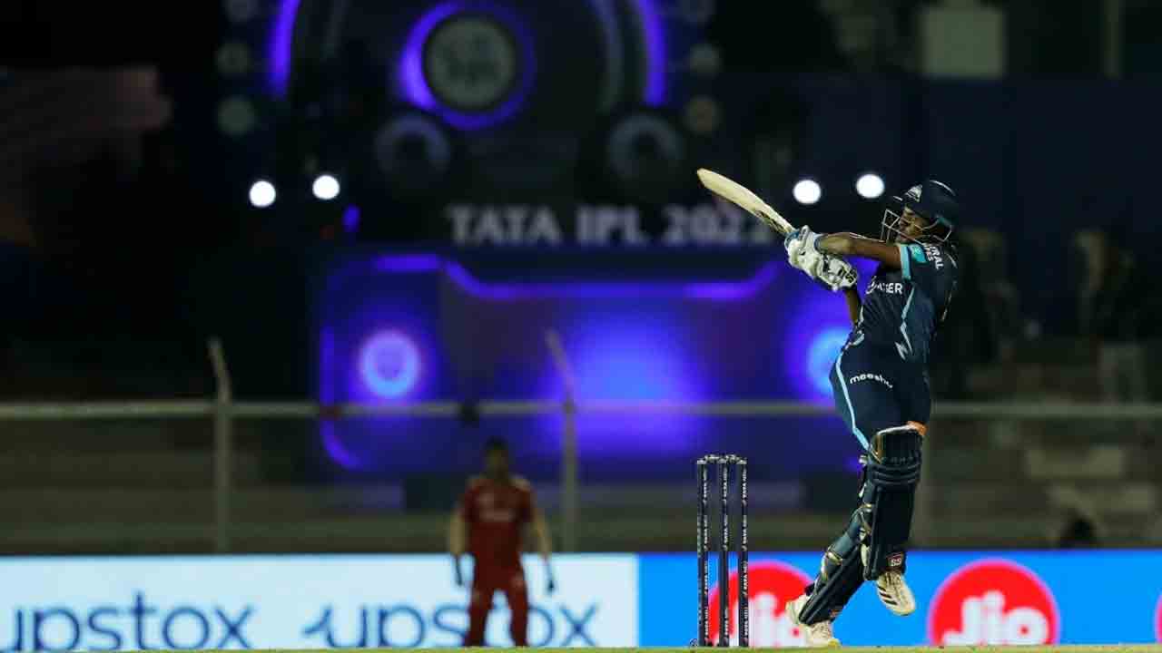 GT vs PBKS | రెండో వికెట్ కోల్పోయిన గుజరాత్.. 15 ఓవర్లకు స్కోరు ఎంతంటే?