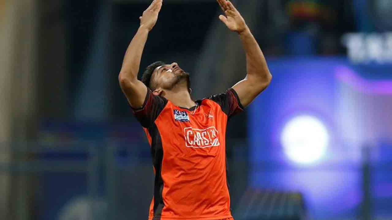 GT vs SRH | ఎట్టకేలకు సాహా అవుట్.. మరో వికెట్ తీసిన ఉమ్రాన్