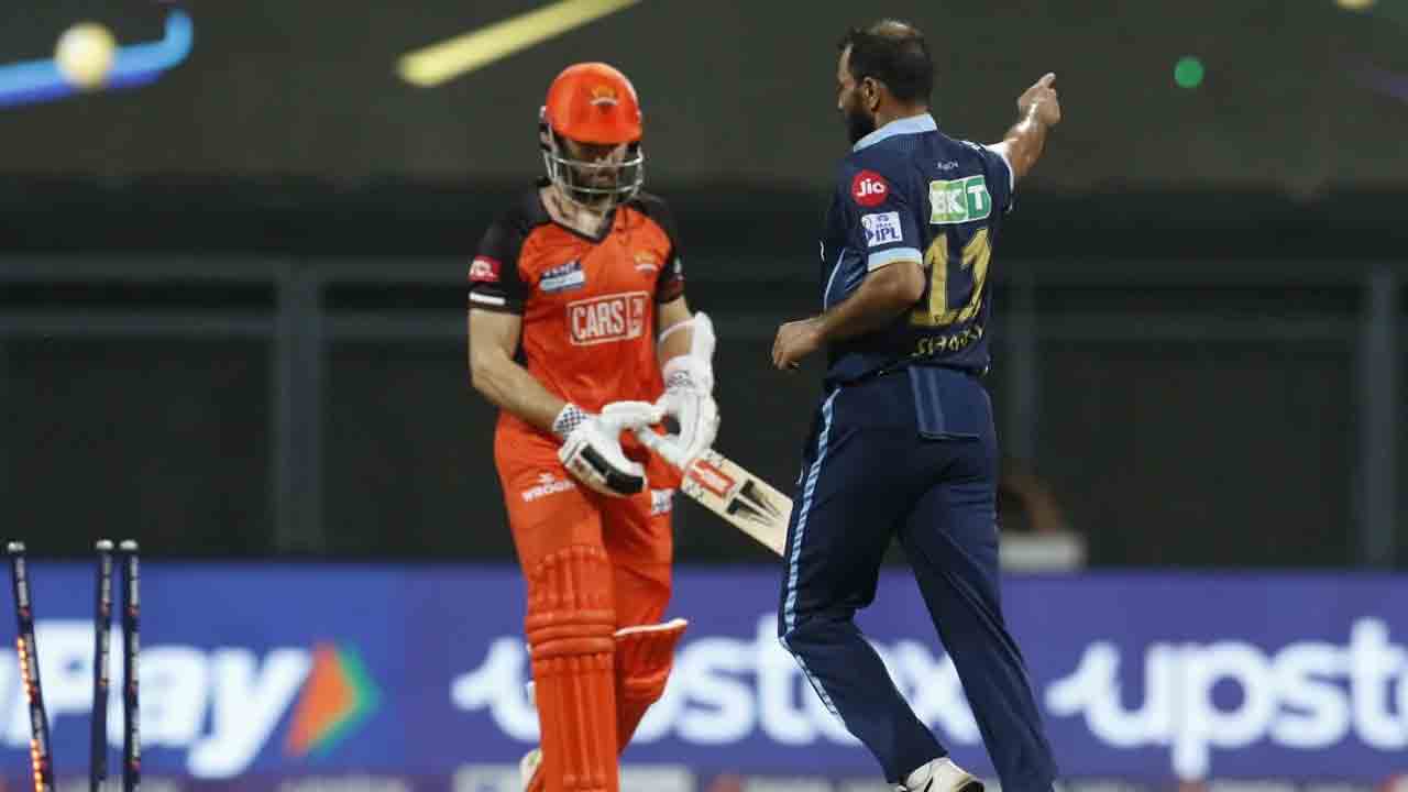 GT vs SRH | పవర్‌ప్లే ముగిసేసరికి సన్‌రైజర్స్ స్కోరు ఎంతంటే?