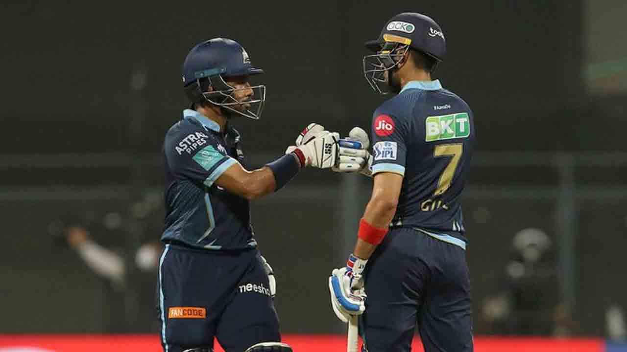 GT vs SRH | దంచికొడుతున్న సాహా.. పవర్‌ప్లే ముగిసే సరికి గుజరాత్ స్కోరు ఎంతంటే?