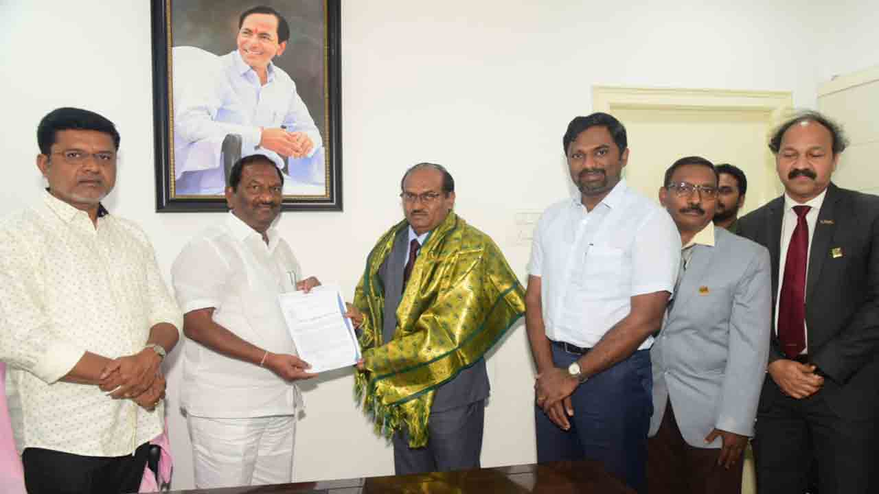 ఎస్సీ గురుకుల మహిళా డిగ్రీ కాలేజీ నిర్మాణానికి హెఏఎల్ చేయూత