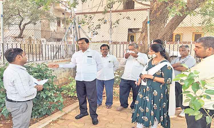 పార్కుల అభివృద్ధికి ప్రత్యేక చర్యలు