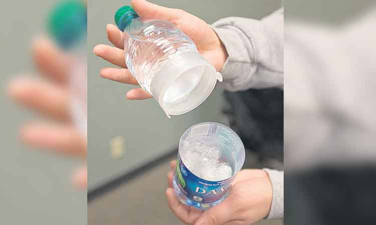 సీసాలో కథ..డ్రగ్స్తో మూత!