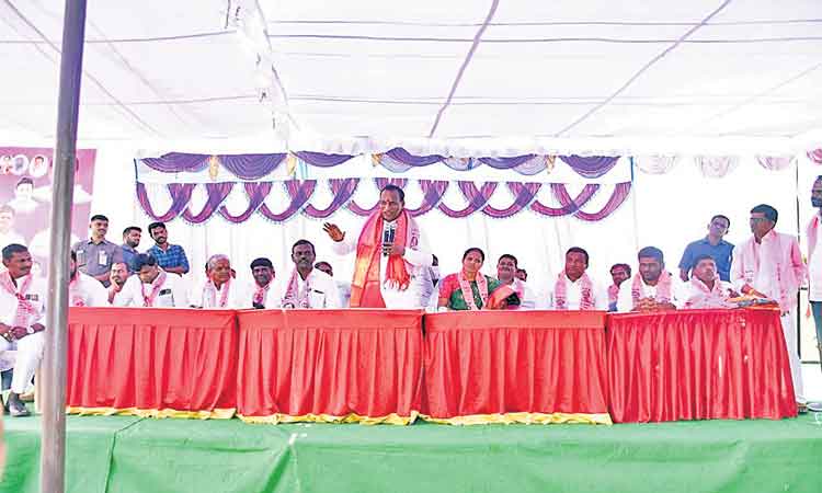 ‘ప్రజా సేవకుడిగా పనిచేస్తా’