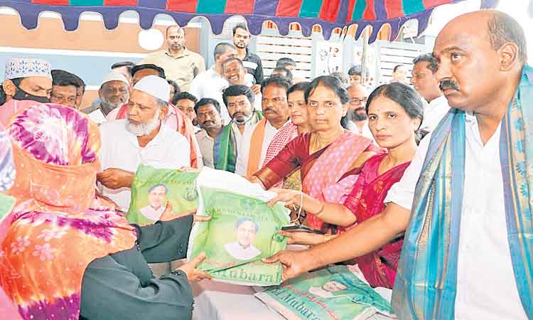 అన్ని మతాలకు సమాన గౌరవం