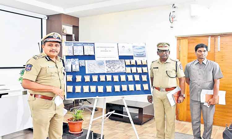 పంజాబ్‌ టు హైదరాబాద్‌.. భారీ డ్రగ్స్‌ రాకెట్‌ గుట్టు రట్టు