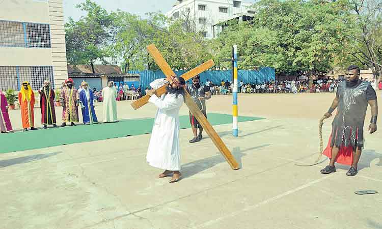 త్యాగానికి, దయకు ప్రతీక జీసస్
