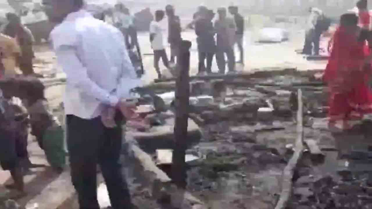 గుడిసెకు మంటలు… ఐదుగురు పిల్లలతోసహా ఏడుగురు సజీవ దహనం