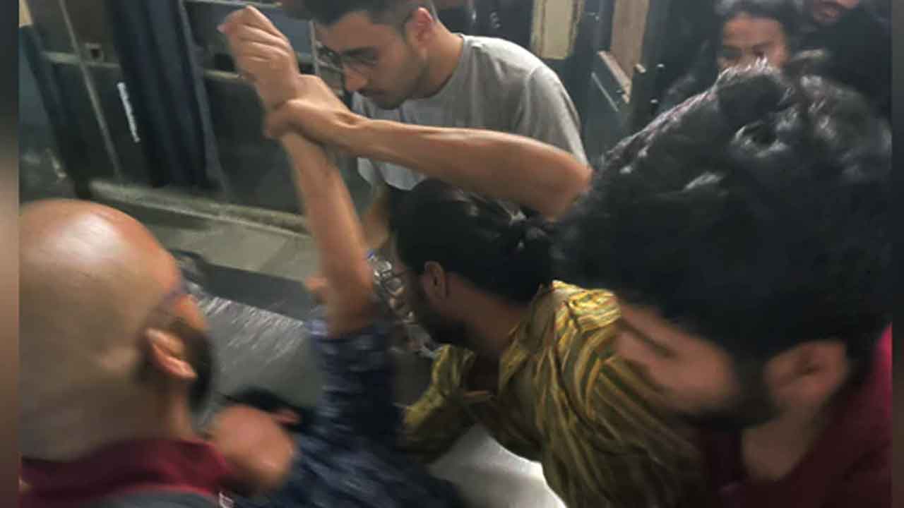 Clash in JNU | జేఎన్‌యూలో విద్యార్థుల మ‌ధ్య ఘ‌ర్ష‌ణ‌.. ఏం జ‌రిగిందంటే?!