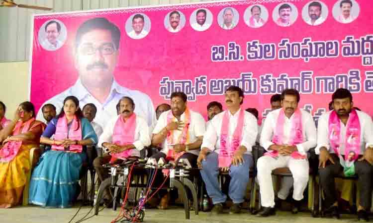 మతోన్మాద పార్టీలకు జిల్లాలో స్థానం లేదు