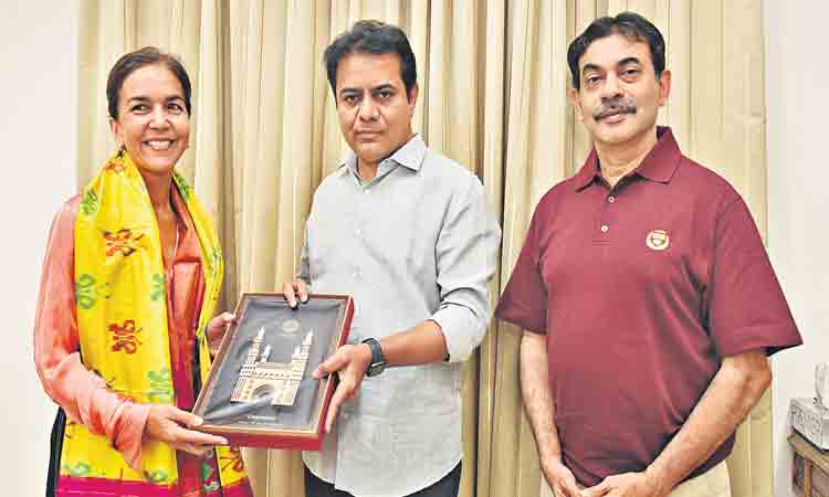 రాష్ట్రంలో ఐటీ, లైఫ్‌సైన్సెస్‌కు భవిష్యత్తు