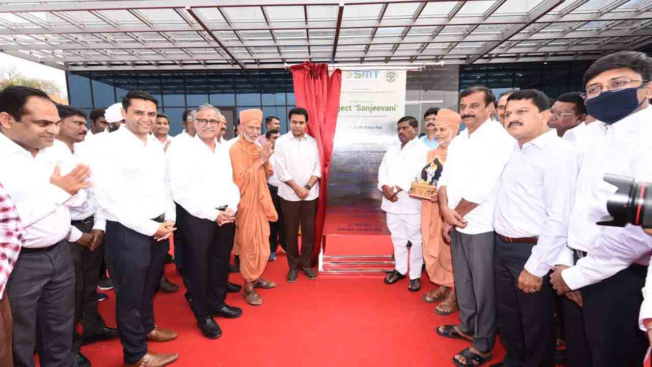 వ్యాక్సిన్ క్యాపిట‌ల్ ఆఫ్ వ‌ర‌ల్డ్‌గా తెలంగాణ : మంత్రి కేటీఆర్