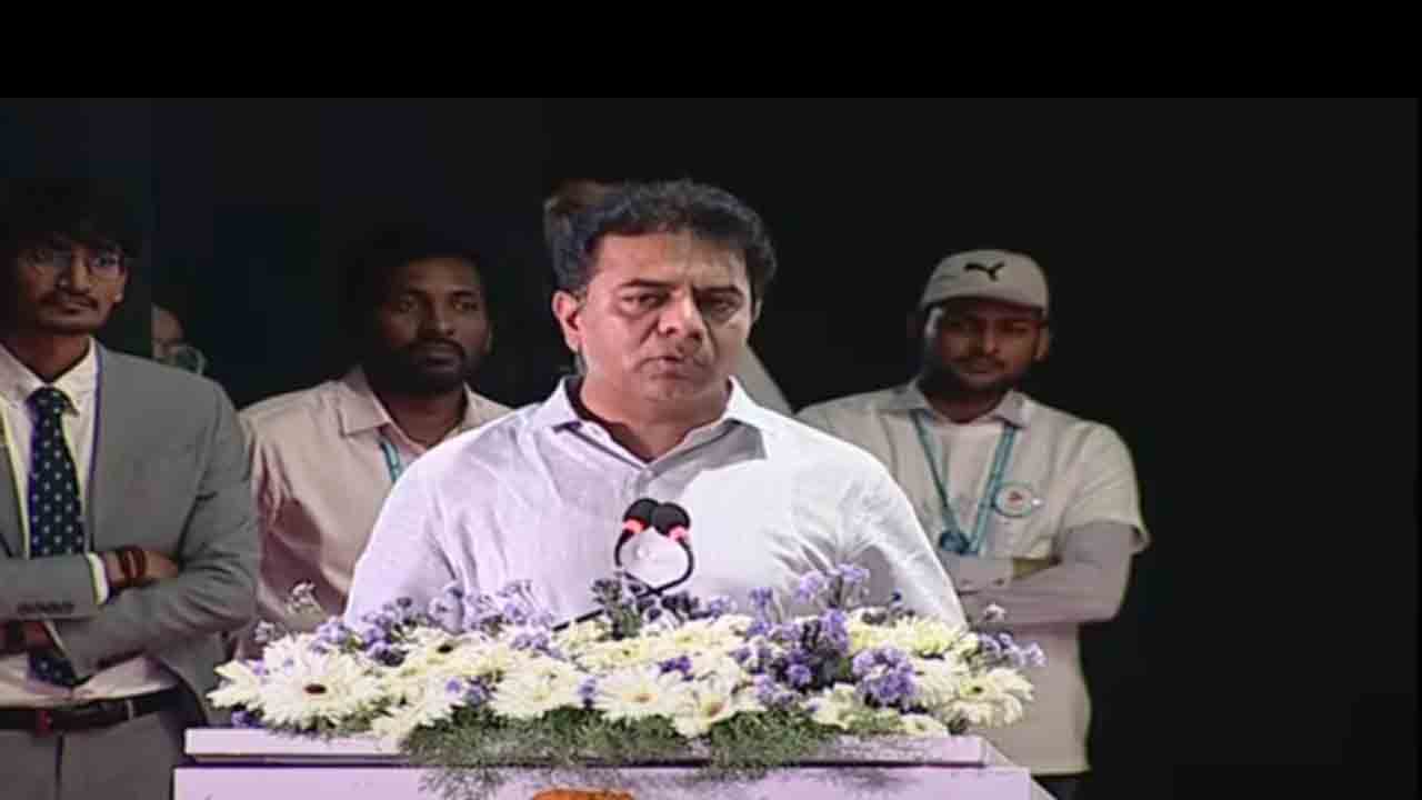 ఆ మంత్రం మ‌రువొద్దు.. అప్‌డేట్ కావాలి :  మంత్రి కేటీఆర్