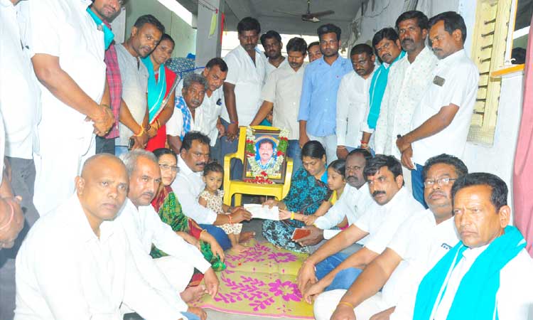 కార్యకర్తలను కంటికి రెప్పలా కాపాడుకుంటాం