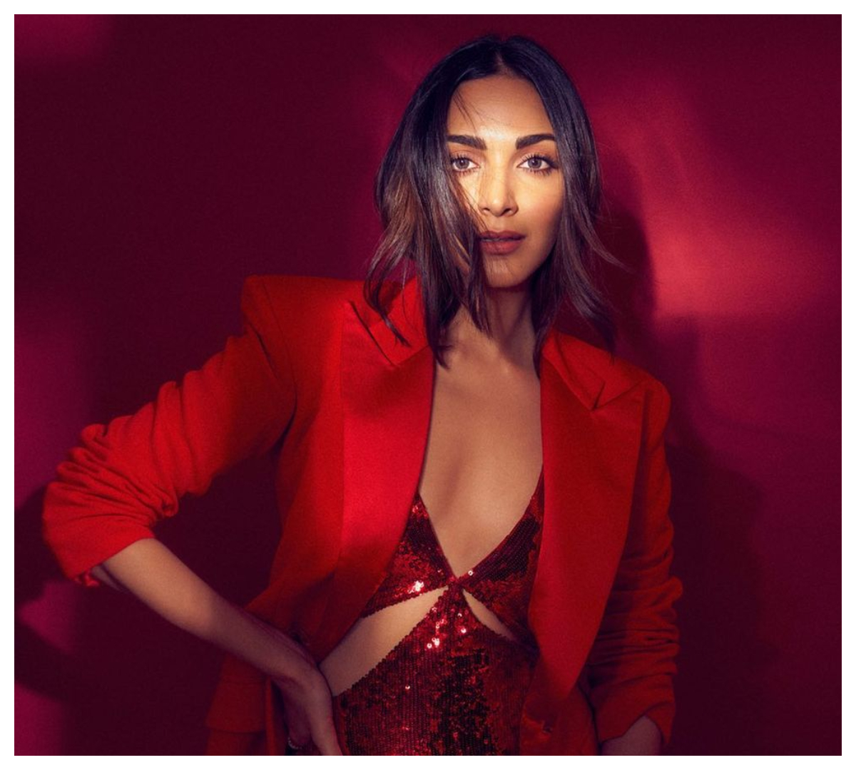 Kiara Advani | కియారా అద్వానీ కిర్రాక్ పోజులు.. ఫొటోలు వైరల్