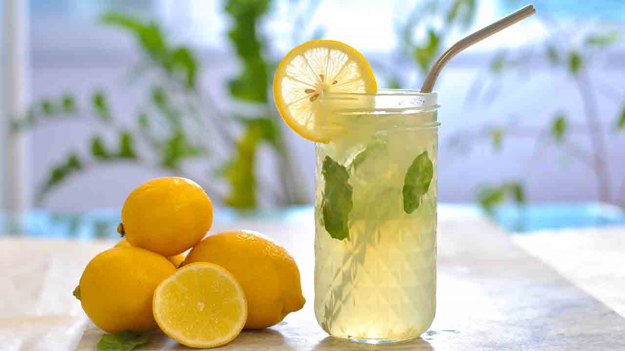 Lemon | నిమ్మకాయలు కేజీ రూ.400.. శ్రీలంకలో కాదు మన దేశంలోనే.. ఎక్కడంటే?