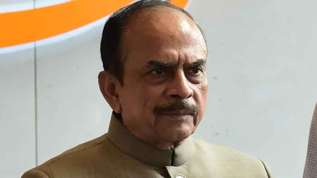 మైనారిటీల‌కు 12% రిజ‌ర్వేష‌న్‌ కల్పించాలి:  మ‌హ‌మూద్ అలీ