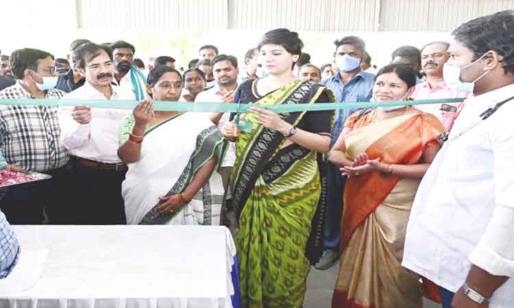 ప్రభుత్వ దవాఖానల్లోనే మెరుగైన వైద్య సేవలు