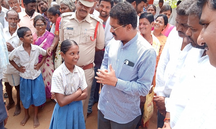 ‘కార్పొరేట్‌’కు దీటుగా ప్రభుత్వ బడులు