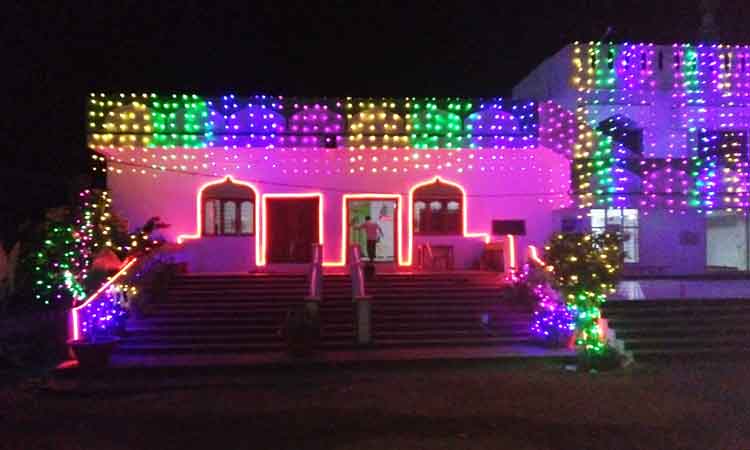 కనిపించిన నెలవంక … రంజాన్‌ మాసం ప్రారంభం