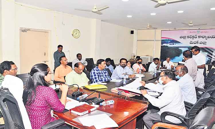 ఎంపికైన పాఠశాలల్లో పనులు చేపట్టాలి