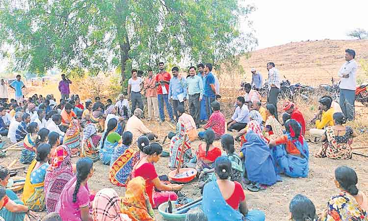 కూలీలకు వరం ‘ఉపాధి’