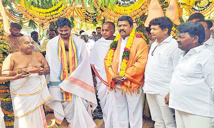 బీజేపీకి రైతుల ఉసురు తగులుతుంది