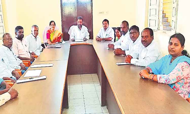 రైతు బజార్‌కు రూ. 3.86కోట్లు