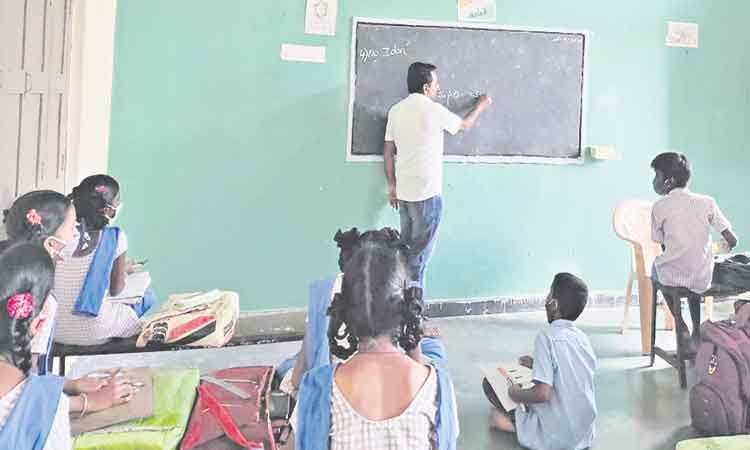 ‘పది’ లక్ష్యంగా..