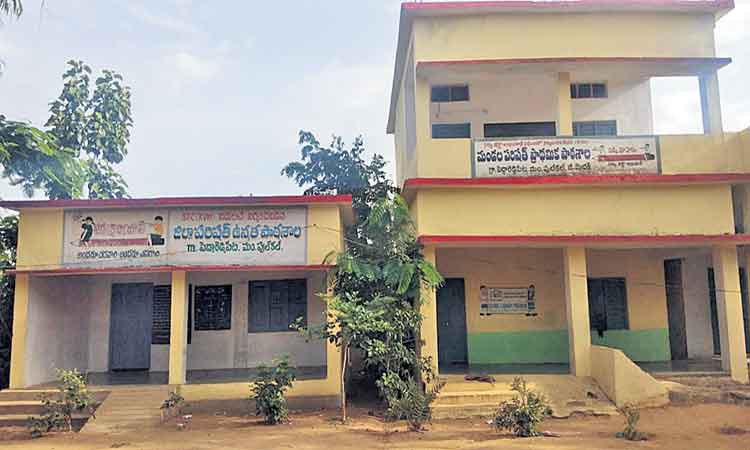 సర్కారు నిర్ణయం స్వచ్ఛంద సహకారం